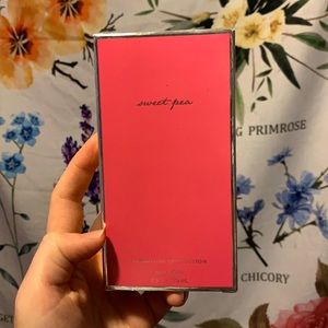 Bath & Body Works Sweet Pea Perfume 2.5 fl oz